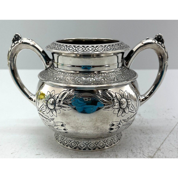 Middletown Plate Co. Quadrupleplate Silver Sugar Canister w/ Handle 1041 - Picture 3 of 9